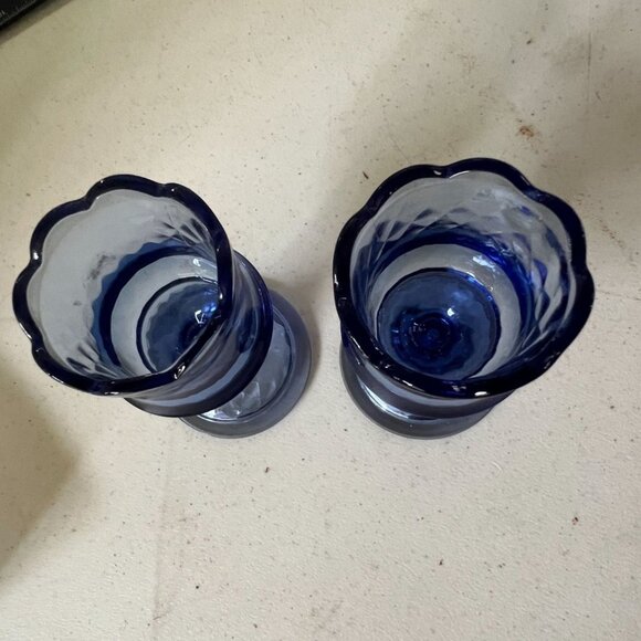 Vtg 2 Fenton Blue Pedestal Glass Candle Holders Diamond Optic Scalloped Rim - Picture 5 of 12